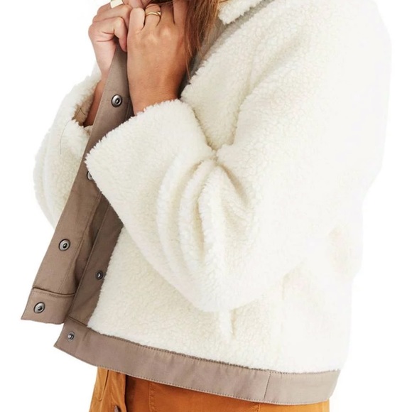 SHERPA JACKET - Picture 2 of 11